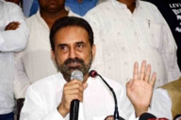 बिहार चुनाव : कांग्रेस सीट बंटवारे को लेकर करेगी चर्चा बिहार चुनाव : कांग्रेस सीट बंटवारे को लेकर करेगी चर्चा